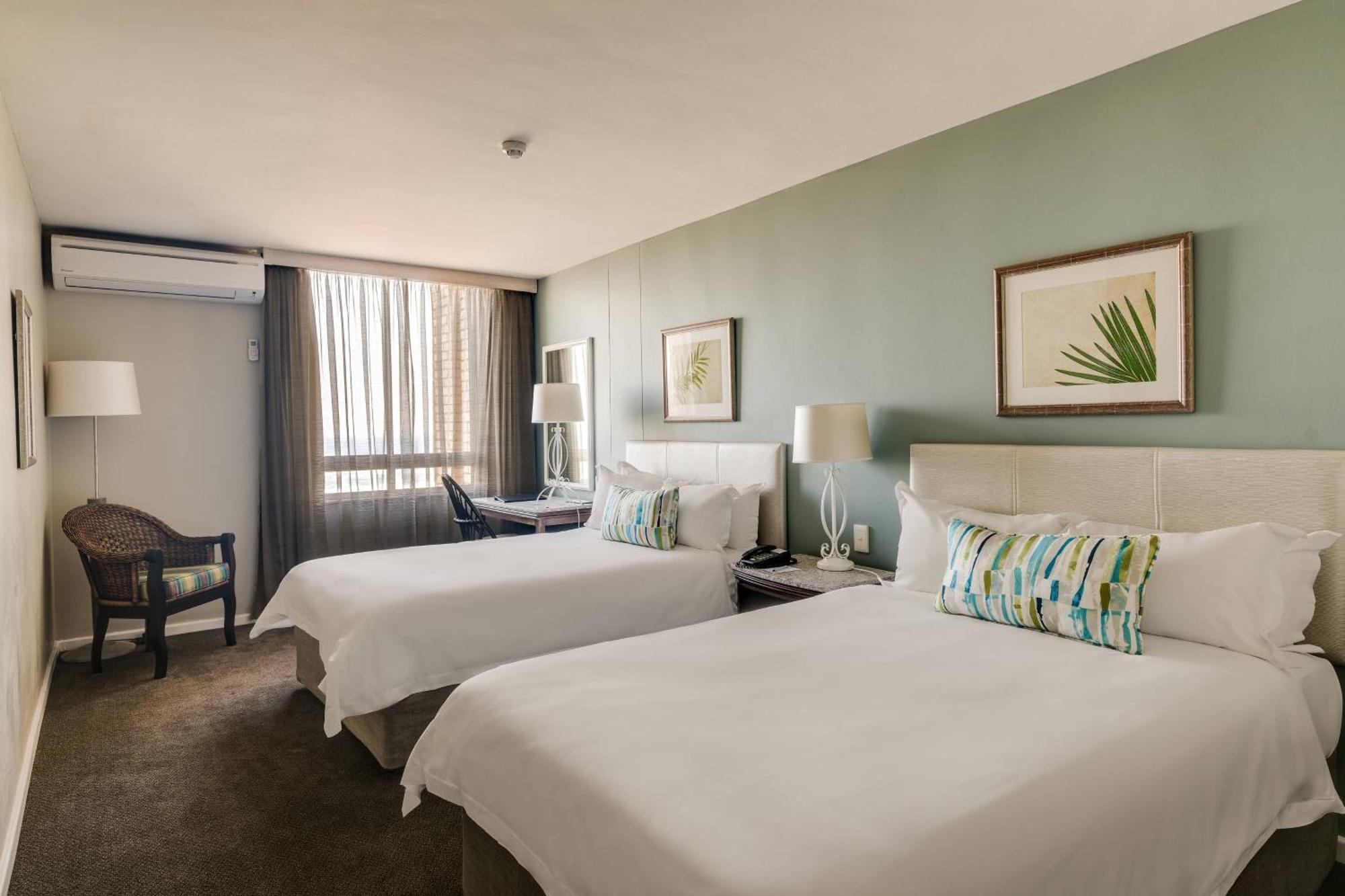 אמנזימטוטי Protea Hotel By Marriott Karridene Beach מראה חיצוני תמונה