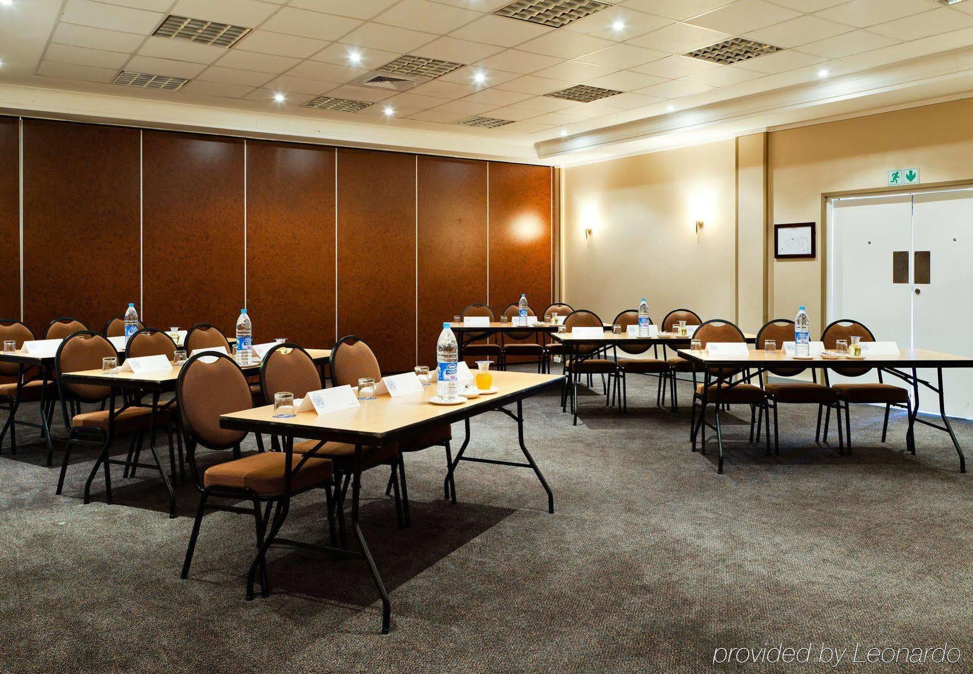 אמנזימטוטי Protea Hotel By Marriott Karridene Beach מראה חיצוני תמונה